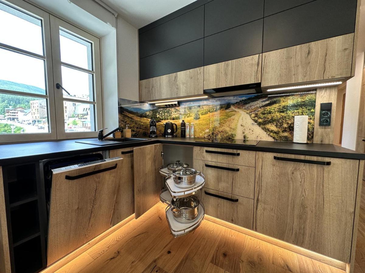 Apartmany Barth Holiday - Rezidence Maj Pec pod Snezkou Exteriör bild