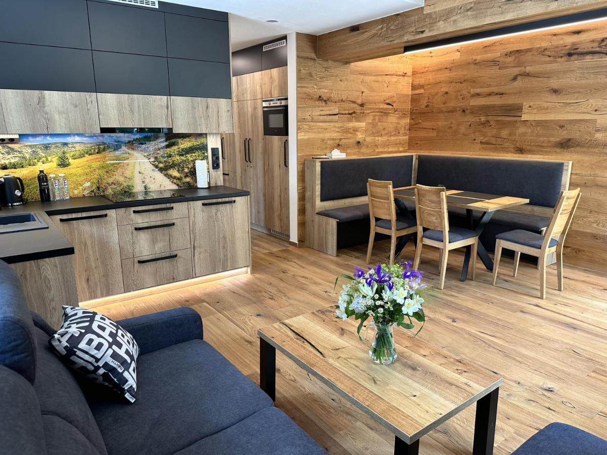 Apartmany Barth Holiday - Rezidence Maj Pec pod Snezkou Exteriör bild