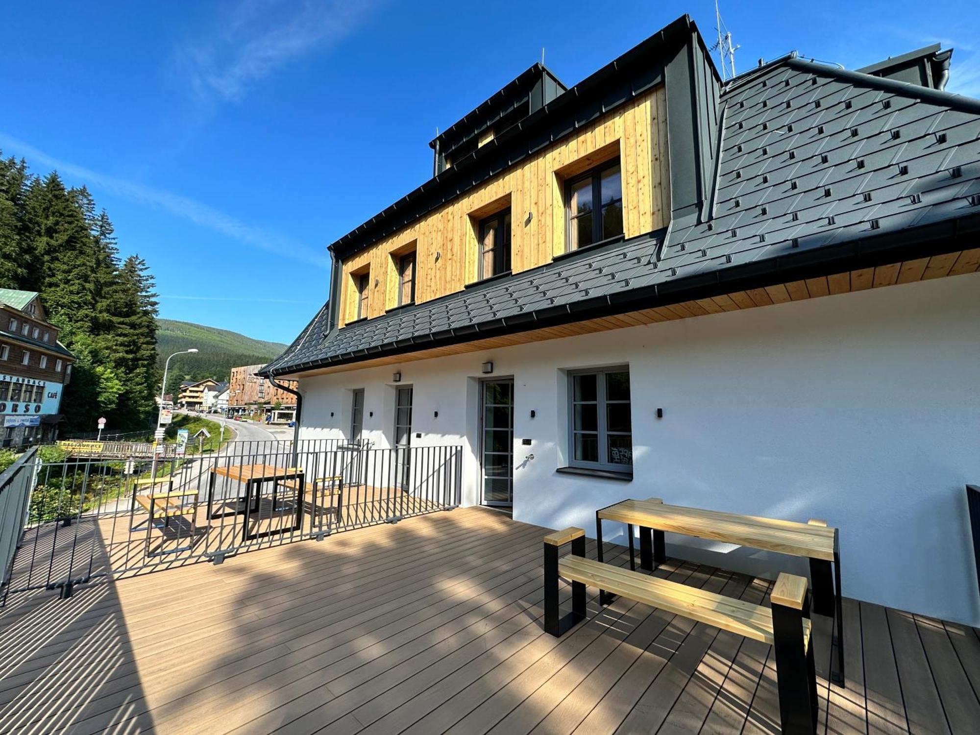 Apartmany Barth Holiday - Rezidence Maj Pec pod Snezkou Exteriör bild